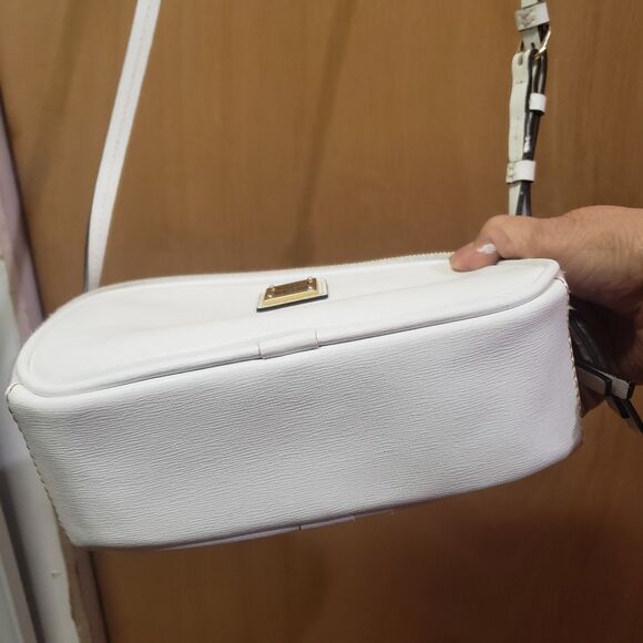 Dooney & Bourke Saffiano Sawyer Crossbody Bag White Adjustable strap-26" drop - Picture 3 of 7